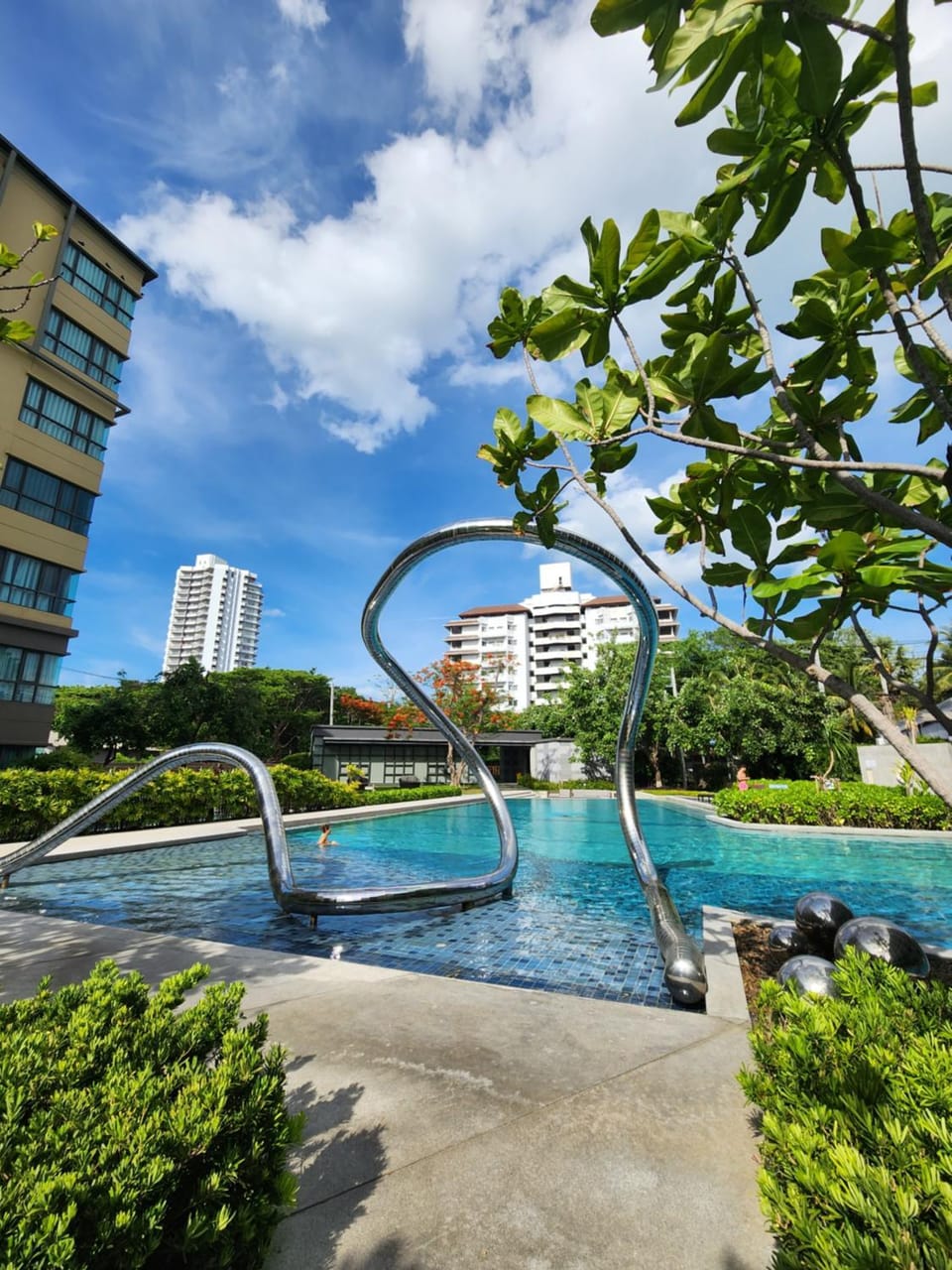 Swimming pool