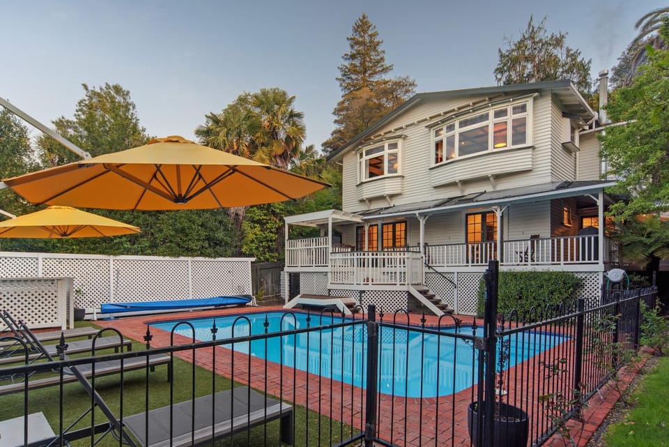 Property building, Pool view
