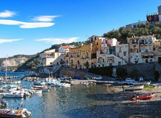 Il Cerriglio Holiday Home Massa Lubrense - Sorrento coast Bed and Breakfast in Massa Lubrense