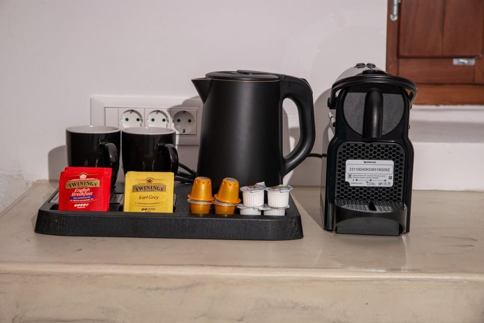 Coffee/tea facilities
