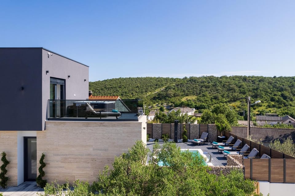 Natural landscape, Swimming pool