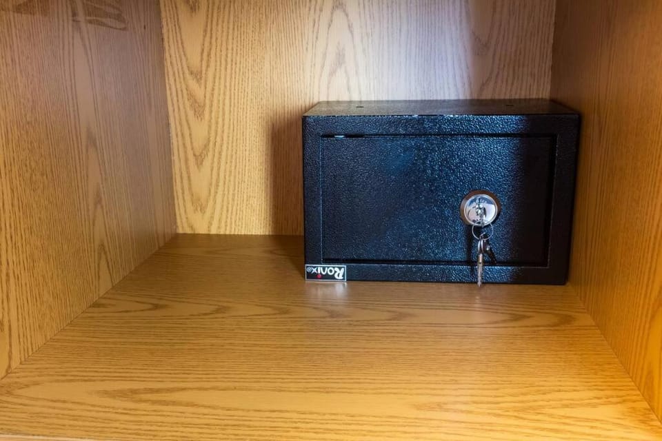 safe, wardrobe