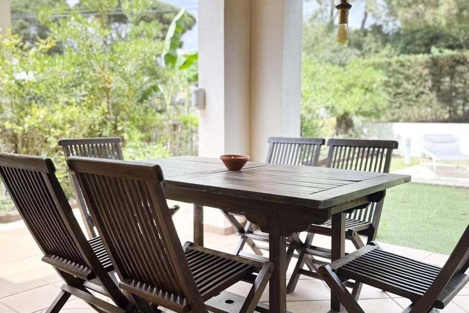 Garden, Dining area