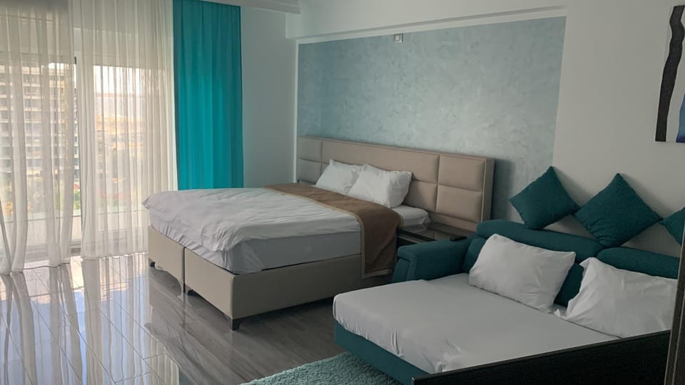 White Tower Studio Mamaia 807 Apartment in Constanta