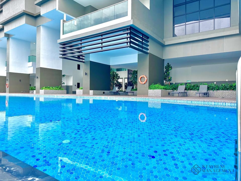 Swimming pool, Swimming pool