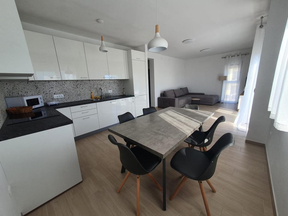 Kitchen or kitchenette, Living room, Dining area