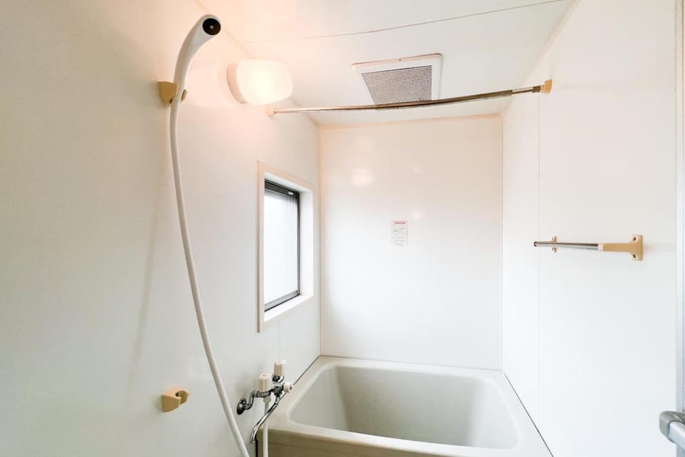 Bathroom, Bath
