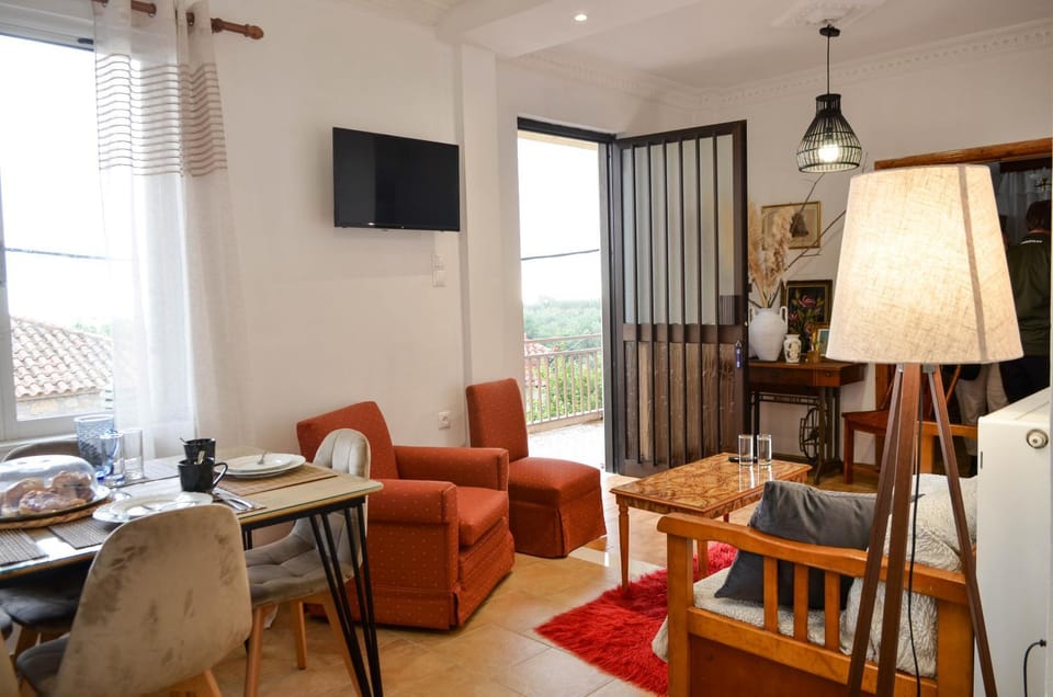 TV and multimedia, Living room, Seating area