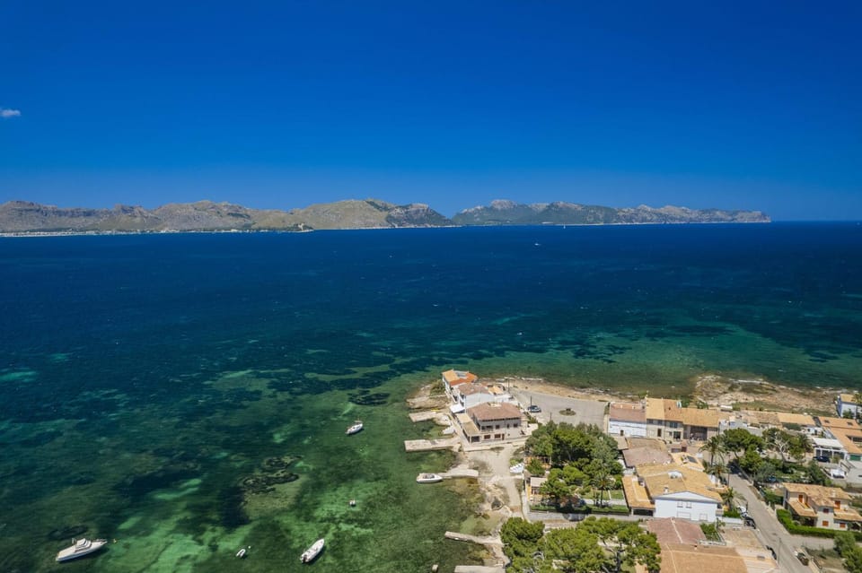 Nearby landmark, Off site, Day, Natural landscape, Bird's eye view, View (from property/room), Beach