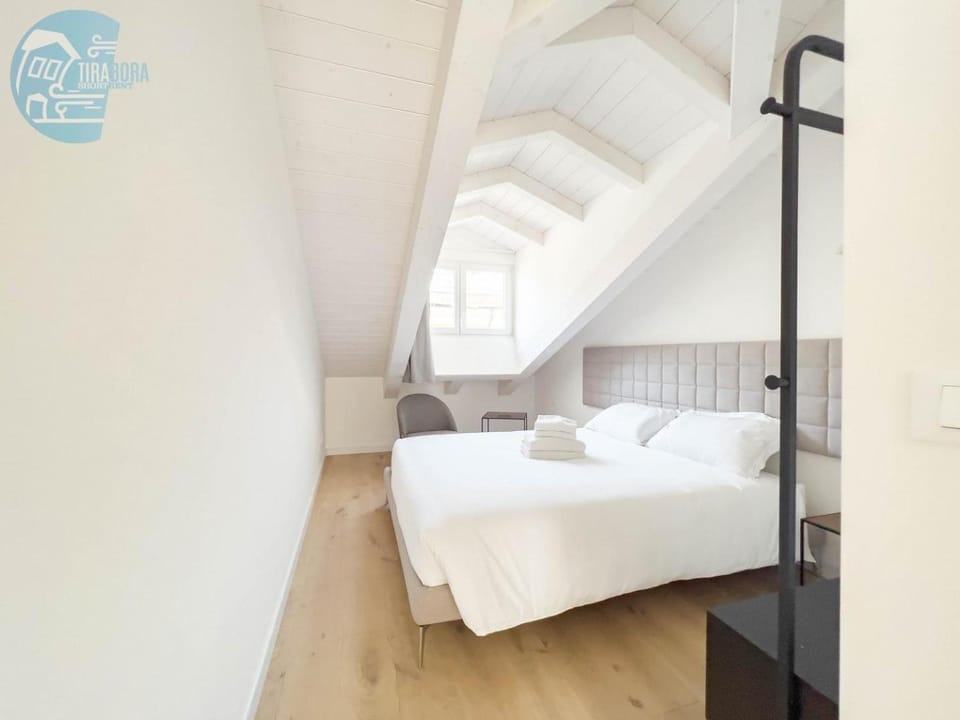 Slataper 19 Tirabora Short Rent, con parcheggio privato Apartment in Trieste
