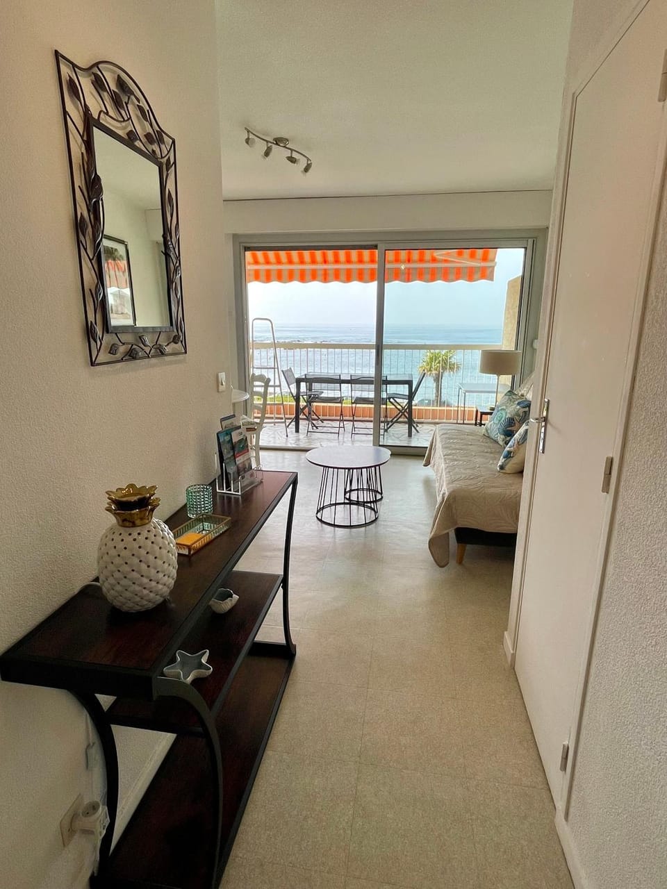 Appartement 4 pers Front de Mer - 10m de la Plage Apartment in Saint-Raphael