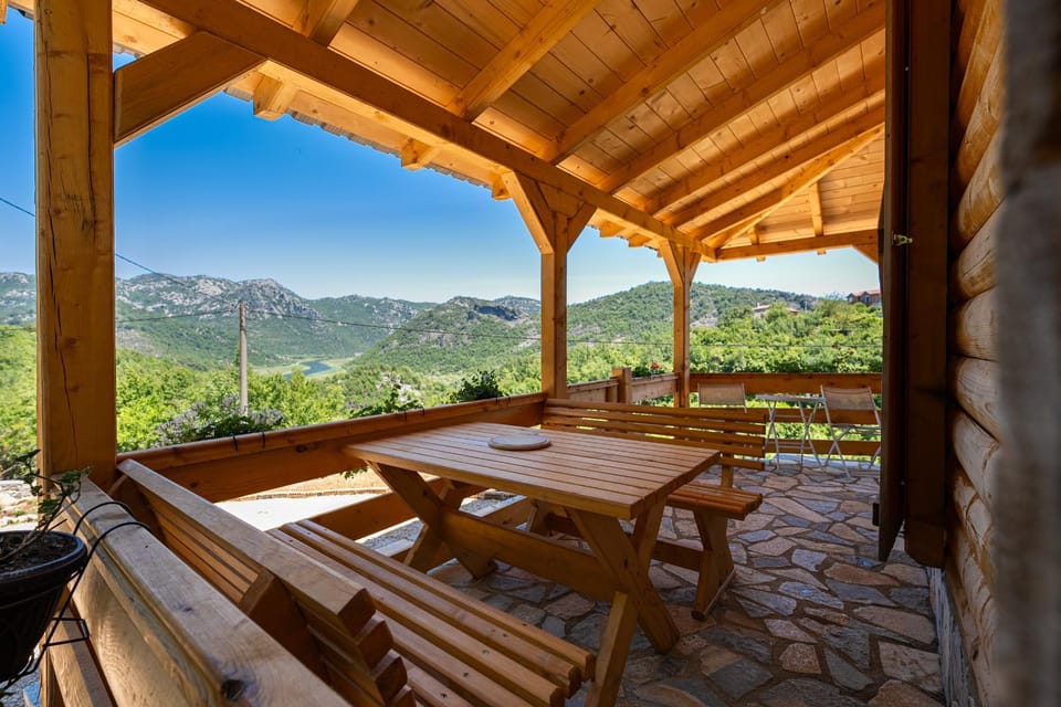 Patio, Day, Natural landscape, View (from property/room), Balcony/Terrace, Dining area