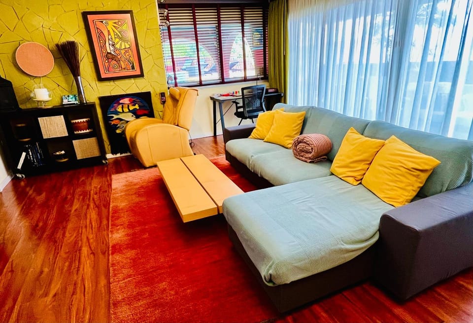 Bed, Living room, Seating area