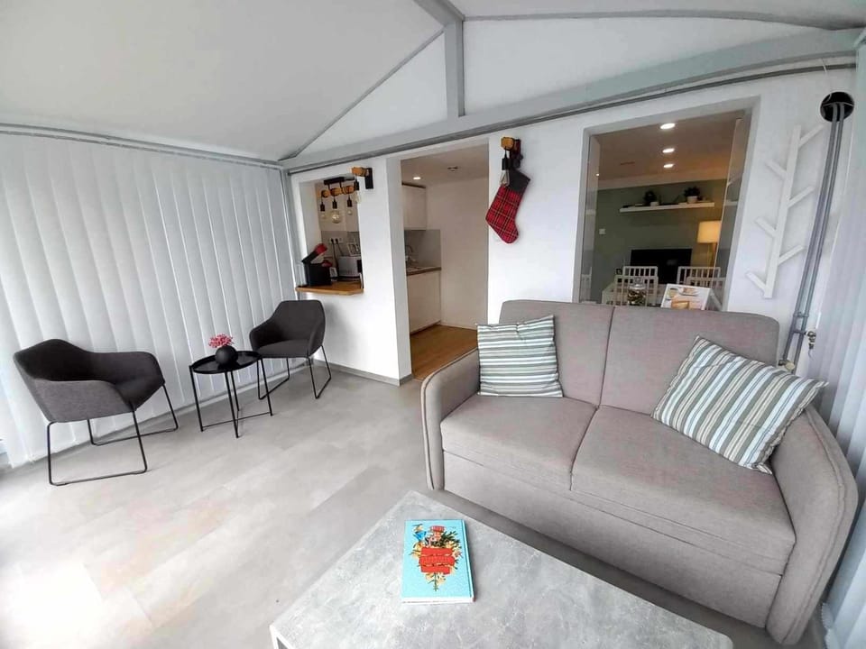 Tiétek a HÁZ Apartment in Budapest
