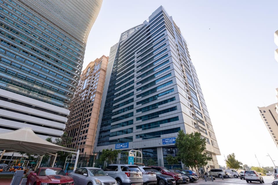 Property building, Neighbourhood, Parking