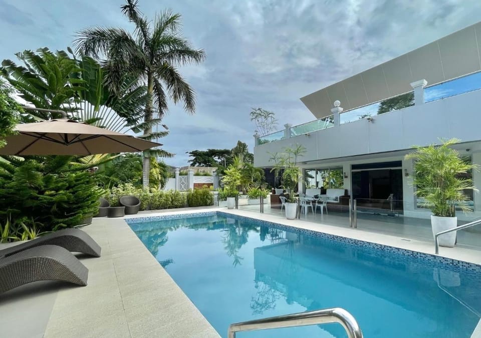 Cheryl's Place Vacation Home Palawan House in Puerto Princesa