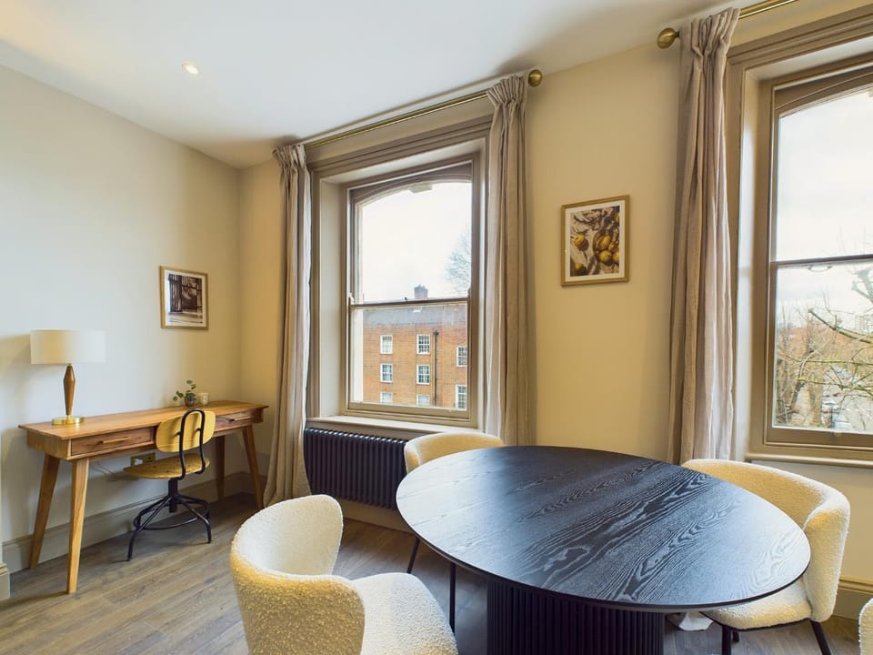 Living room, Seating area, Dining area