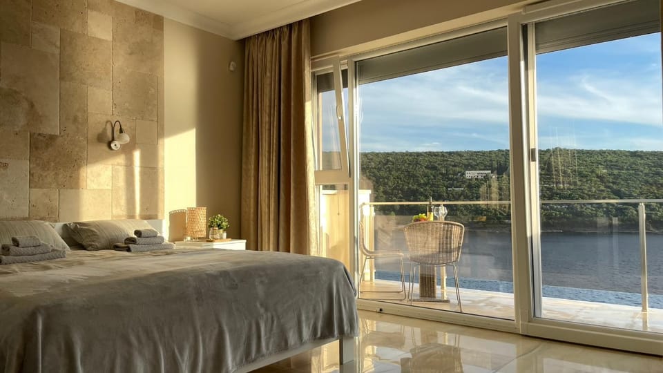 View (from property/room), Bedroom, Sea view