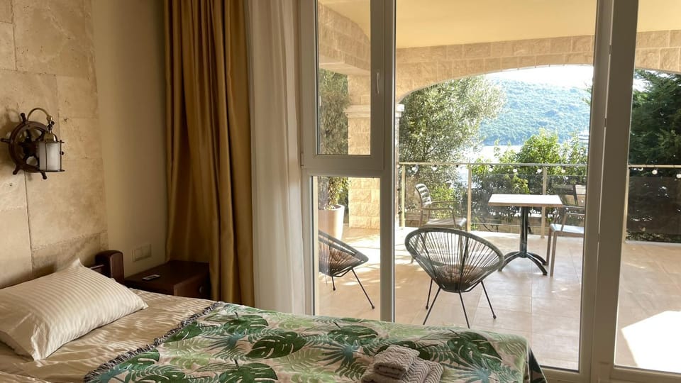 View (from property/room), Decorative detail