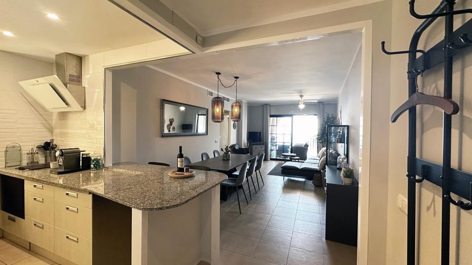 Kitchen or kitchenette, Photo of the whole room