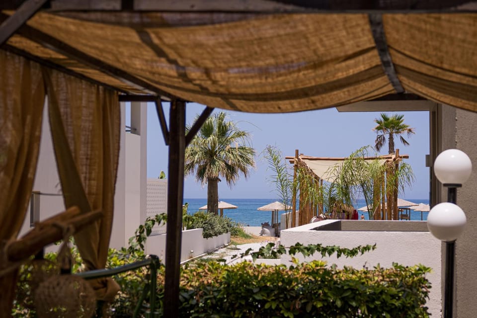 Day, Garden, View (from property/room), Sea view, sunbed