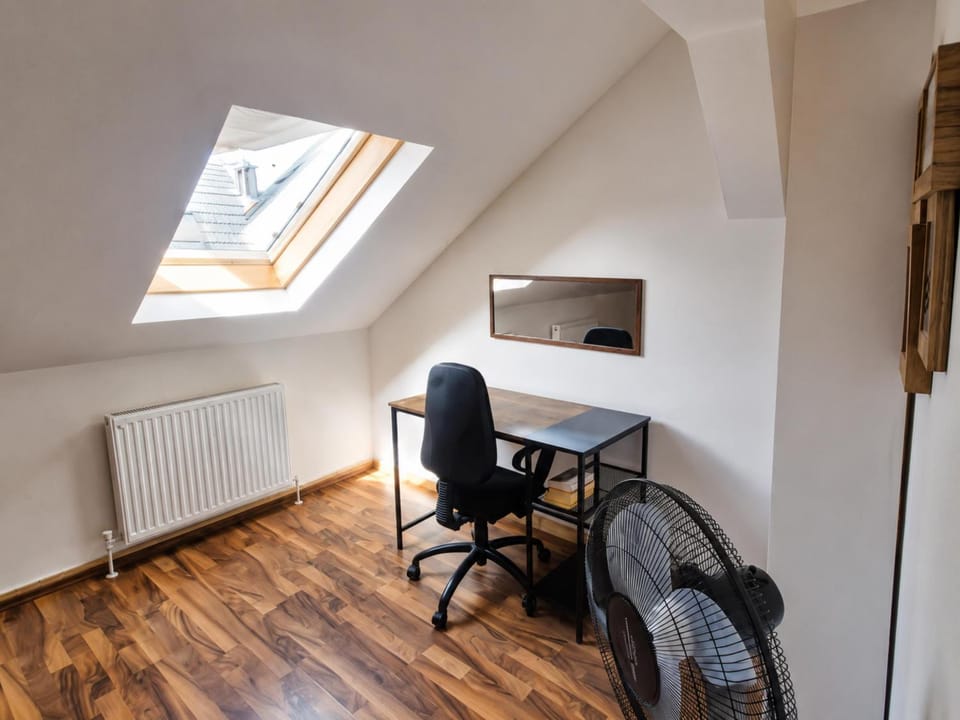 TV and multimedia, Seating area