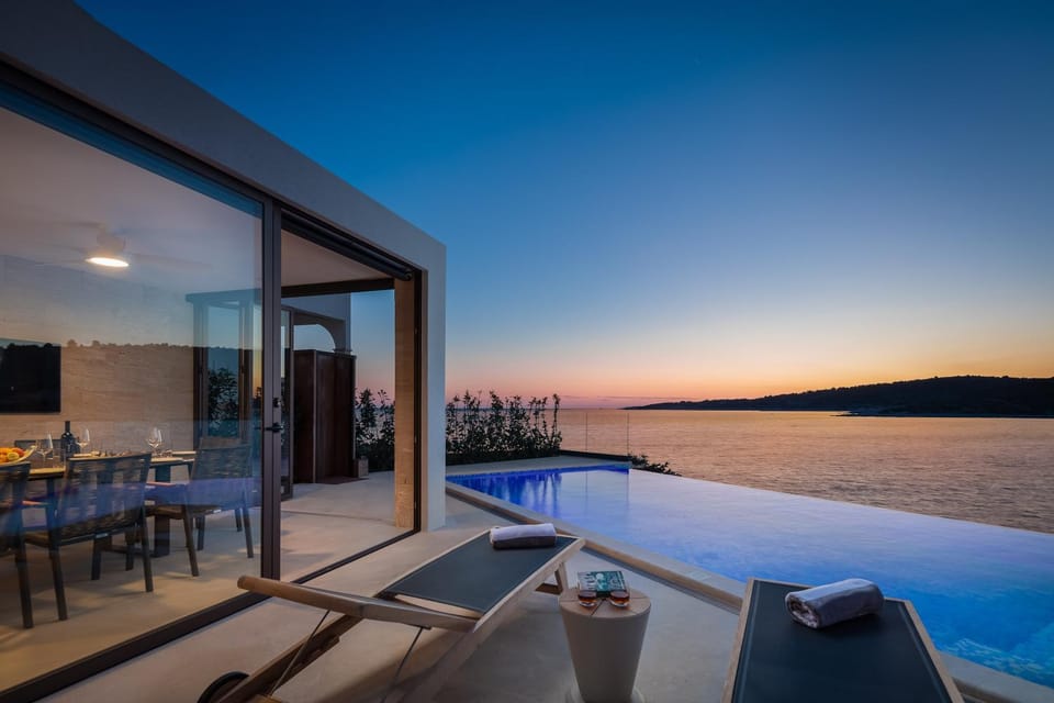 Beachfront Villa Punta Planka with Pool Villa in Šibenik-Knin County, Croatia
