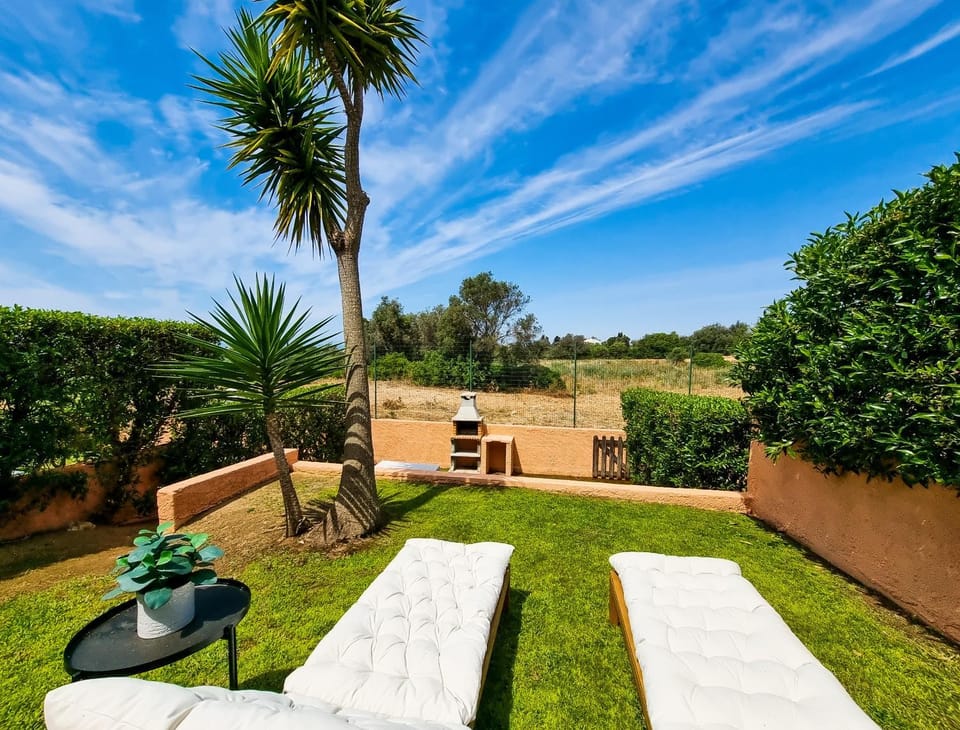 FLH Albufeira Ocean View House with Garden & Pool House in Guia