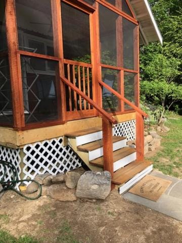 Sebago Lake Cottage on Raymond Cape House in Sebago Lake