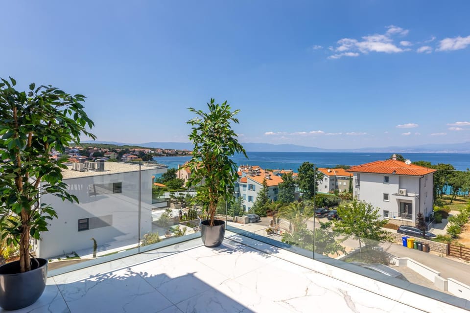 Day, Natural landscape, View (from property/room), Sea view