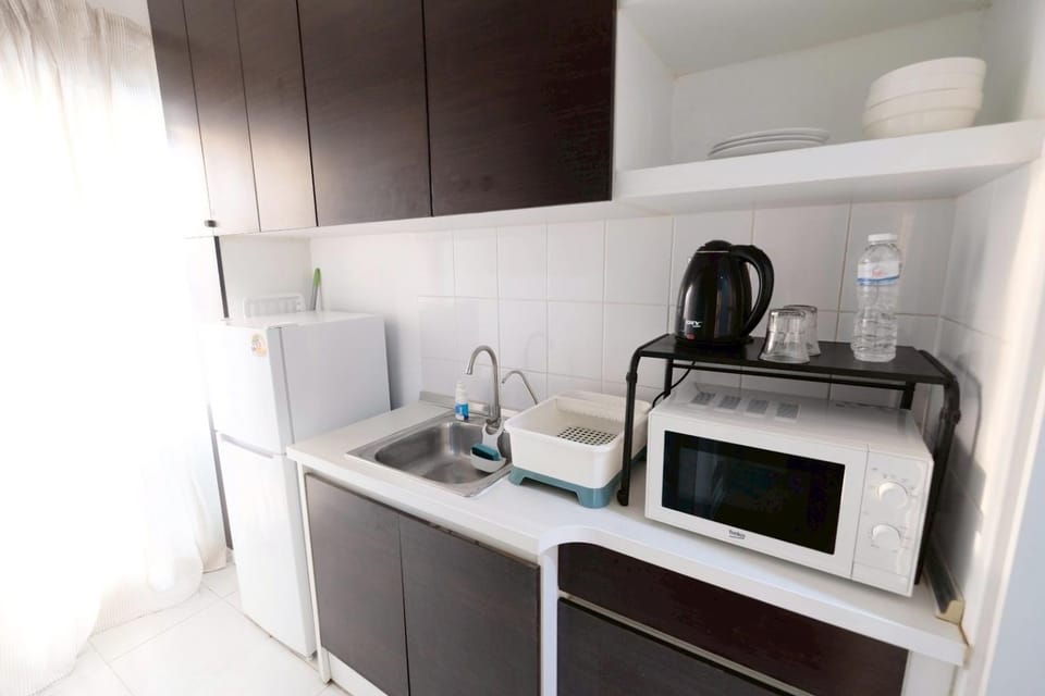 7min BKK airport - free pick up - malls nearby Apartment in Bangkok