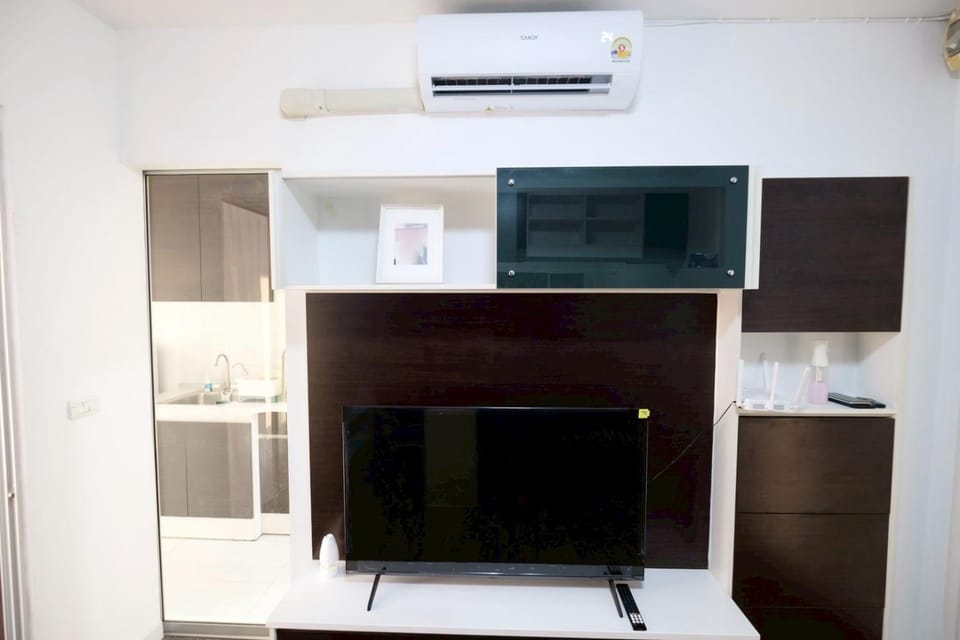 7min BKK airport - free pick up - malls nearby Apartment in Bangkok