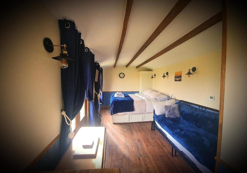 Luxury Farm Breaks House in England