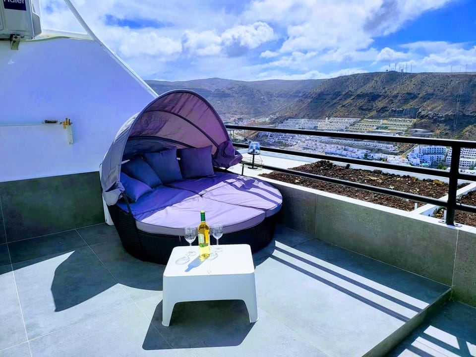 View (from property/room), Balcony/Terrace, Balcony/Terrace, Seating area