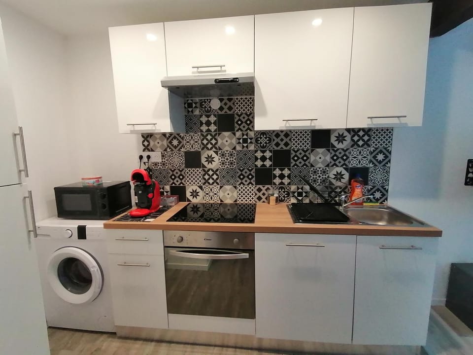 Kitchen or kitchenette, dishwasher, minibar, pet friendly, stove, toaster, washing machine