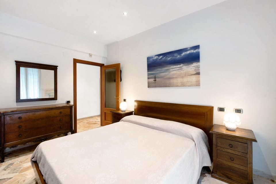 Living room, Bedroom