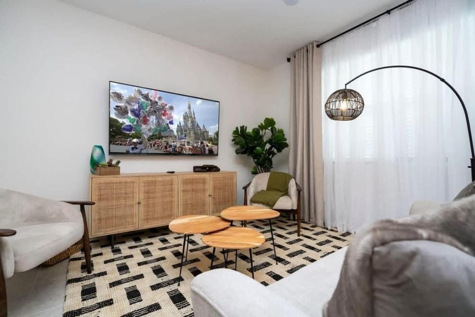 Charming 3Bd Close to Disney at Festival 1026 House in Four Corners