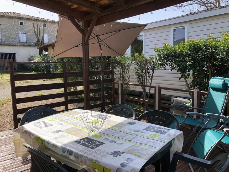 Mobilhome avec piscine Campground/ 
RV Resort in Provence-Alpes-Côte d'Azur