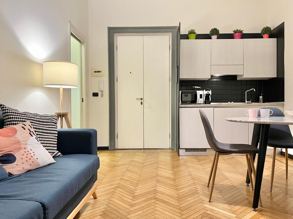 Living room, kitchen