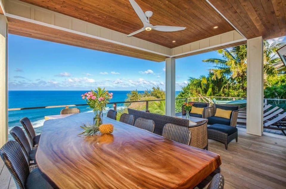 Patio, View (from property/room), Balcony/Terrace, Balcony/Terrace, Dining area, Sea view