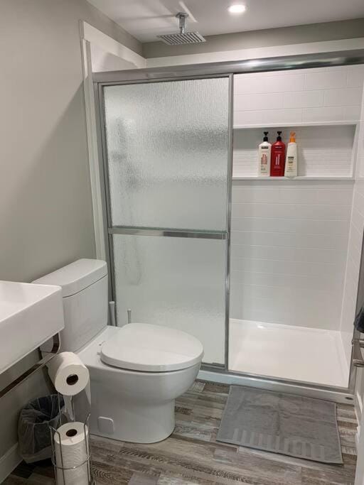 ENTIRE 2 BEDROOM APARTMENT DOWNTOWN - u5 Apartment in Waterloo