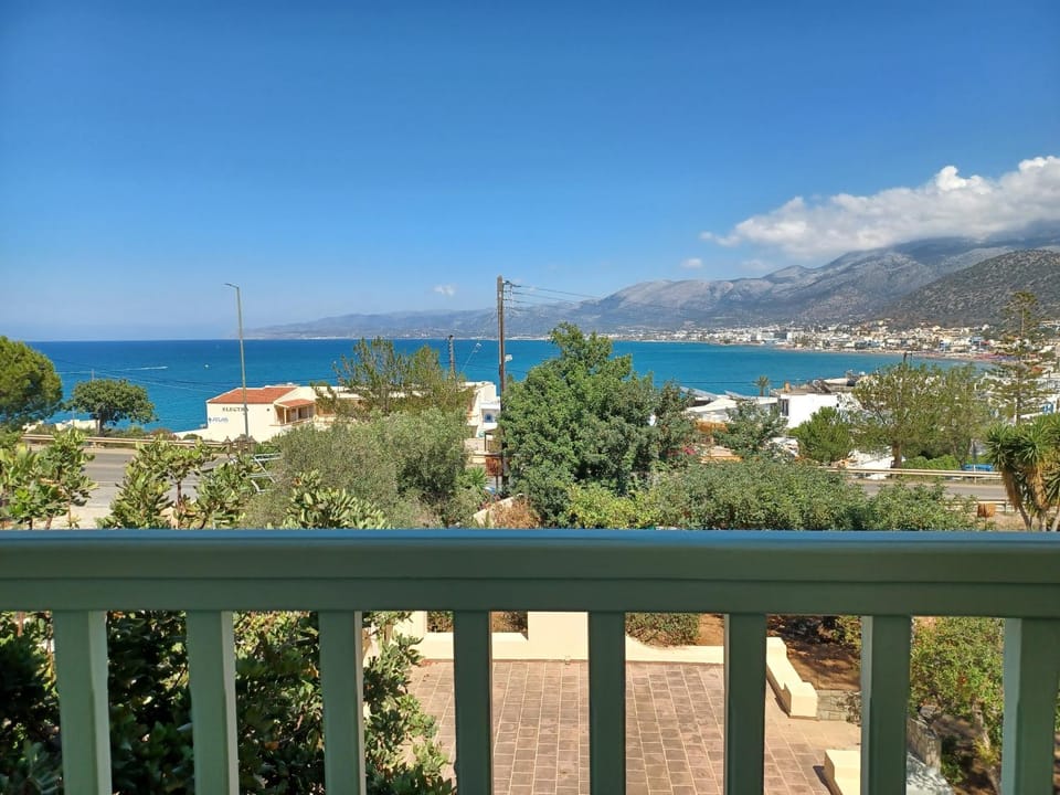 View (from property/room), Balcony/Terrace, Mountain view, Sea view