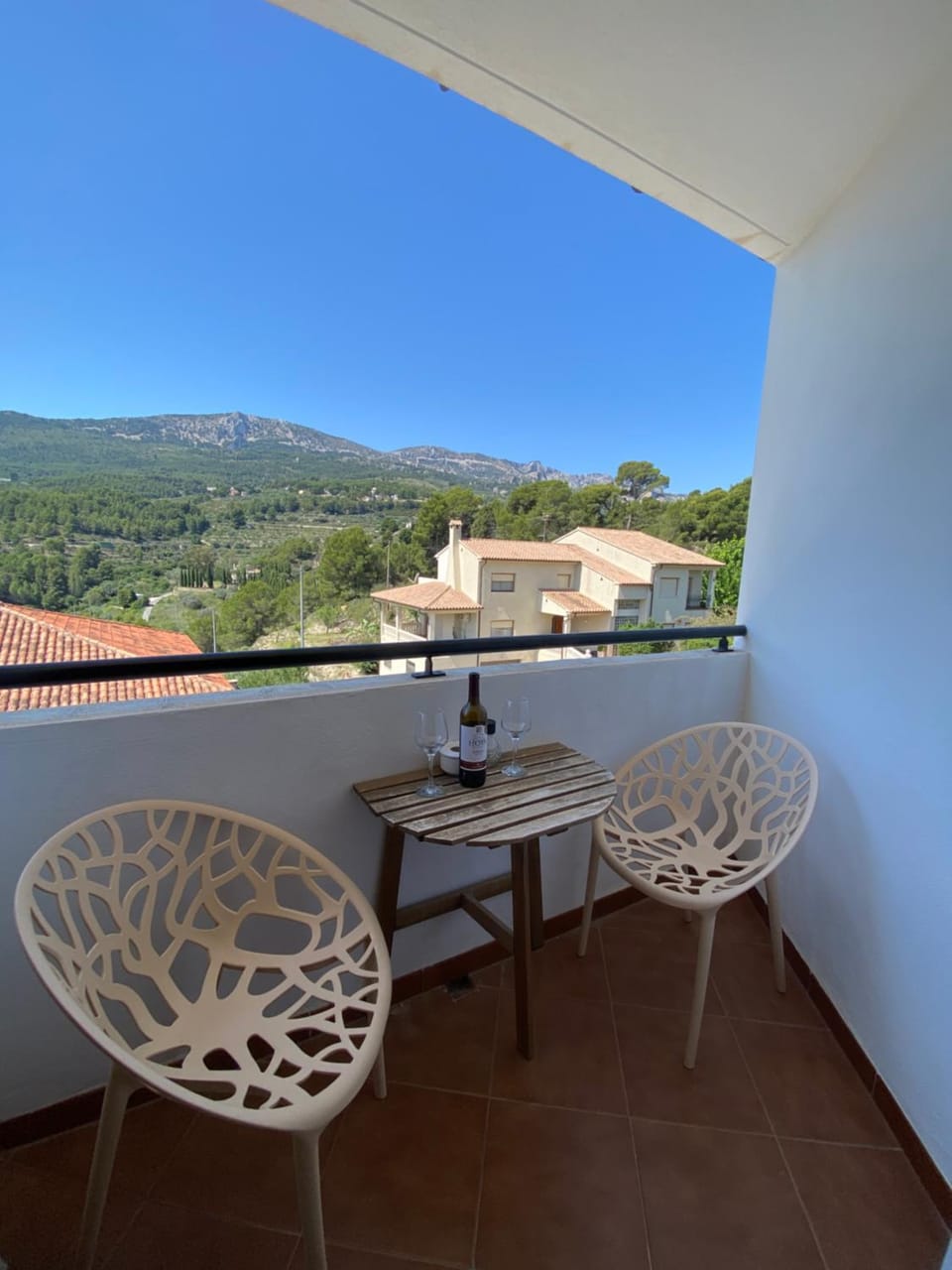 Balcony/Terrace, Mountain view
