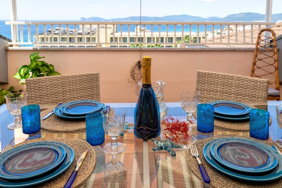 Blue View Penthouse - Magnolia Holidays Apartment in Alghero