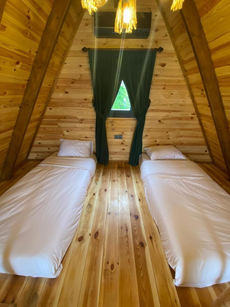 Defne Bungalow Yomra Bed and Breakfast in Turkey