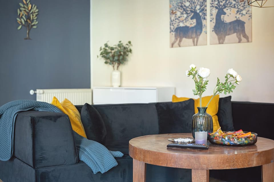 Property building, Living room