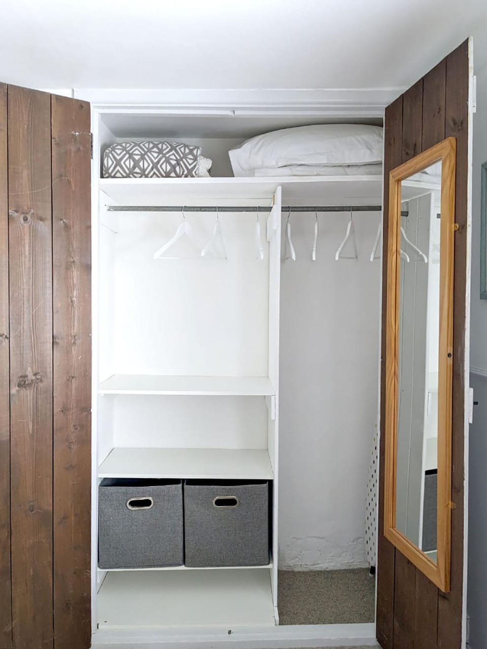 wardrobe