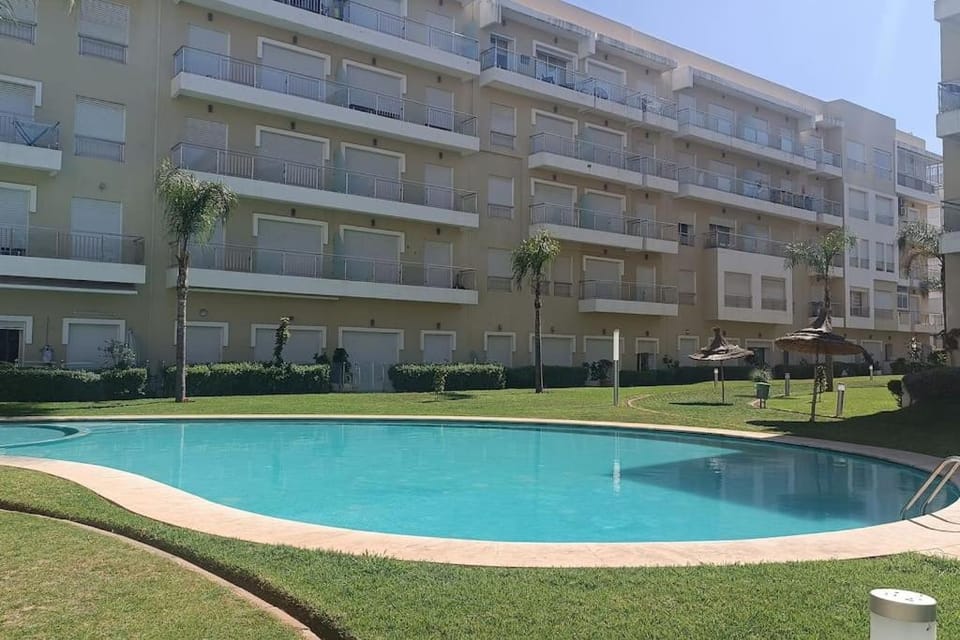 Garden, Swimming pool