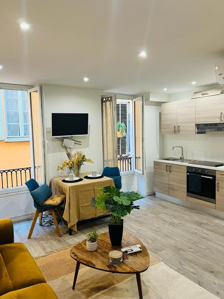 studio cosy Vieux-Nice Apartment in Nice