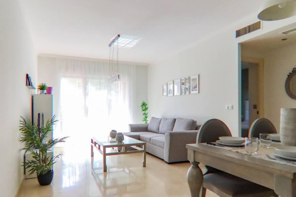 OleHolidays H. San Manuel 600 mts. a la playa Apartment in Marbella
